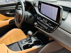 Lexus ES 2022 300h Luxury Edition - фото 19
