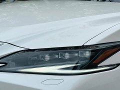 Lexus ES 2022 300h Luxury Edition - фото 8