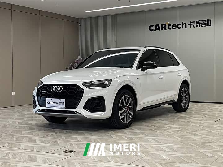 Audi Q5L 40 TFSI Luxury Dynamic Type - автомобиль из Китая