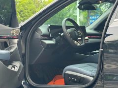 BMW 5 Series 2024 530Li M Sport Luxury Package - фото 8