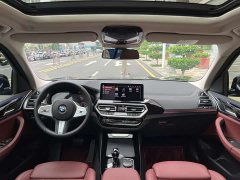 BMW X3 facelift xDrive25i M sports package - фото 12