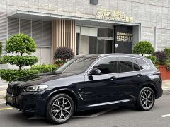 BMW X3 facelift xDrive25i M sports package - фото 6