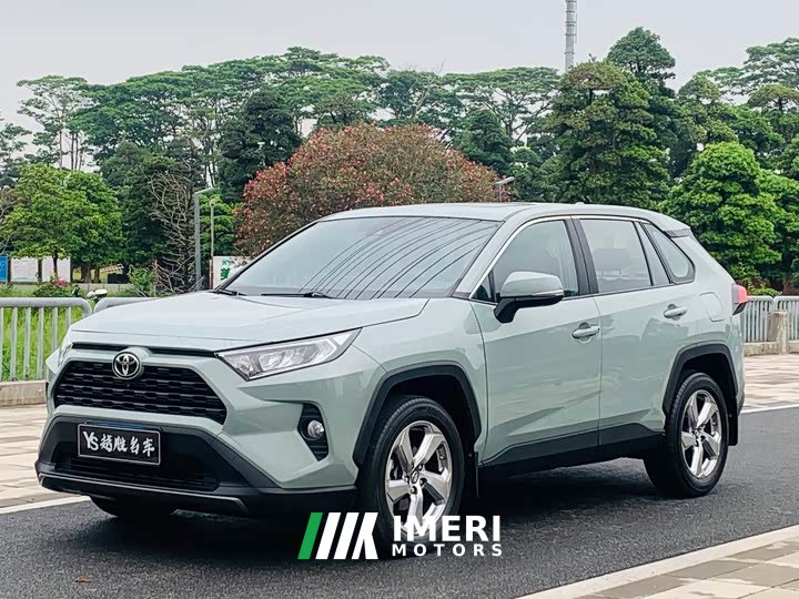 Toyota RAV4 Rongfang 2.0L CVT two-wheel drive fashion version - автомобиль из Китая