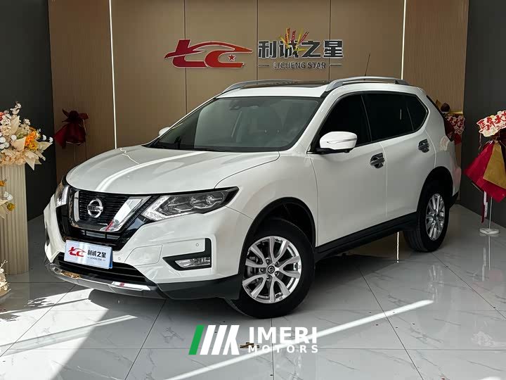 Nissan X-Trail Classic 2.0L 2WD Intelligent Link Premium Edition - автомобиль из Китая