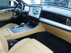 Trumpchi GS8 Pilot Series 2.0TGDI 2WD Luxury Connected Edition 7 Seats - фото 9