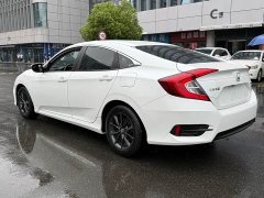 Honda Civic 2019 220TURBO CVT Dynamic Edition National VI - фото 5