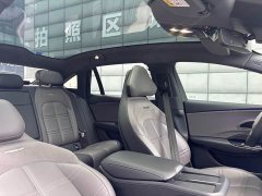 Hongqi EH7 760 Pro four-wheel drive version - фото 12