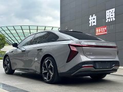 Hongqi EH7 760 Pro four-wheel drive version - фото 20