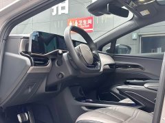 Hongqi EH7 760 Pro four-wheel drive version - фото 4