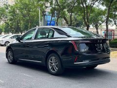 Hongqi E-QM5 2025 500km rental version - фото 5