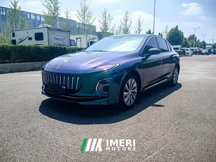 Hongqi E-QM5 2022 431km Charging Enjoyment Edition - автомобиль из Китая