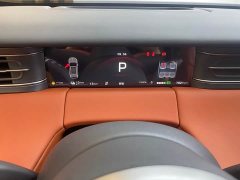 Hongqi HS6 PHEV 2026 220 four-wheel drive smart hybrid version - фото 9