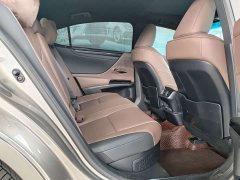 Lexus ES 2022 300h Excellence Edition - фото 13