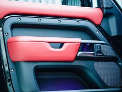 Land Rover Defender Facelift 110 5.0T V8 - фото 18