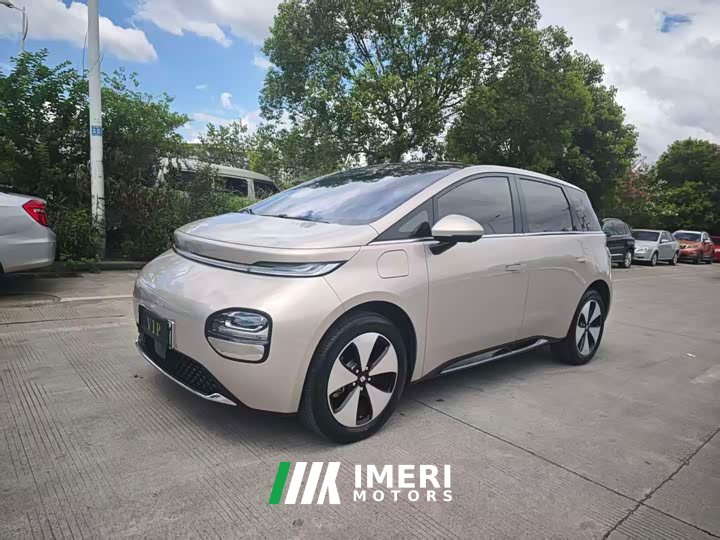 Baojun Yunduo 2023 460 Max - автомобиль из Китая
