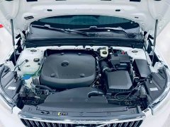 Volvo XC40 T4 four-wheel drive smart travel fashion version - фото 16