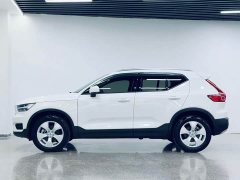 Volvo XC40 T4 four-wheel drive smart travel fashion version - фото 2