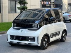 Baojun E300 2020 Star Intelligent Travel Edition - фото 1