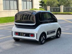 Baojun E300 2020 Star Intelligent Travel Edition - фото 6