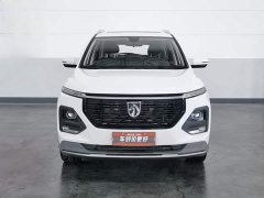 Baojun 530 Global Car Anniversary Edition 1.5T CVT Premium Interconnected 7-seater - фото 3