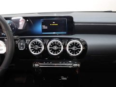 Mercedes-Benz A-Class 2022 Facelift Three A 200 L Sports Sedan Fashionable - фото 13