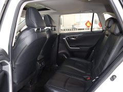 Toyota Wildlander 2.0L CVT 2WD Luxury Edition - фото 10