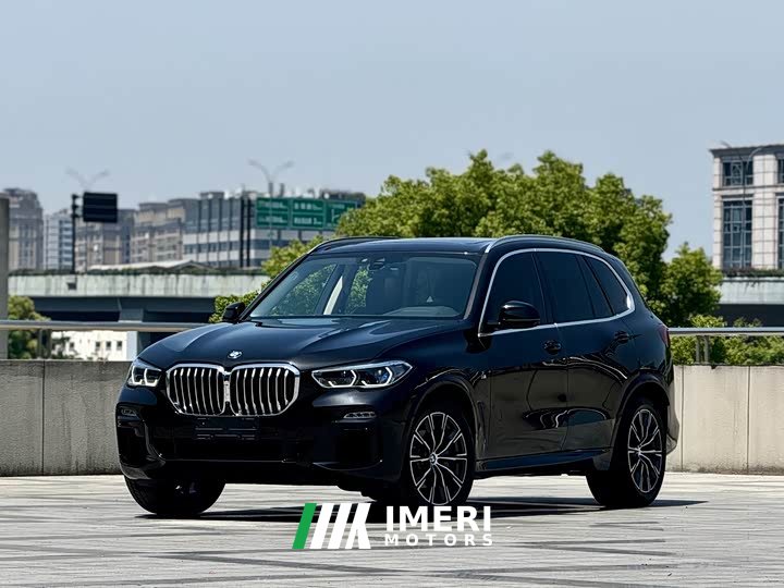 BMW X5 (imported) facelift xDrive40i M sports package - автомобиль из Китая