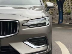 Volvo S60 B4 Zhiyuan Luxury Edition - фото 15