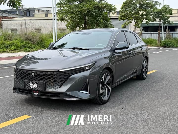 Changan UNI-V 1.5T DCT Pilot Edition - автомобиль из Китая