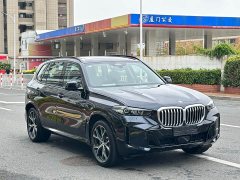 BMW X5 2023 xDrive 30Li Exclusive M Sports Night Package - фото 3