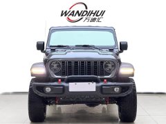 Mercedes-Benz Wrangler 2.0T Rubicon 4-Door - фото 2