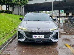 Changan UNI-V 1.5T premium - фото 2