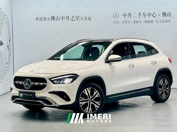 Mercedes-Benz GLA 220