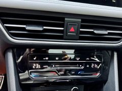 Volkswagen Tiguan L 330TSI automatic two-wheel drive R-Line version - фото 15