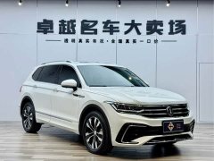 Volkswagen Tiguan L 330TSI automatic two-wheel drive R-Line version - фото 3