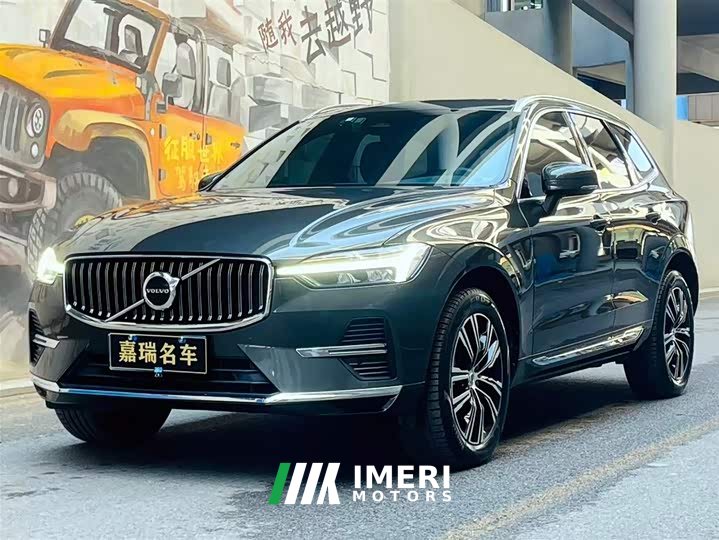 Volvo XC60 B5 four-wheel drive Zhiyuan Deluxe Edition - автомобиль из Китая