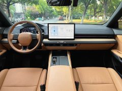 Lexus ES 300h - фото 12