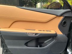 Lexus ES 300h - фото 14