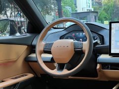 Lexus ES 300h - фото 16