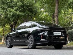 Lexus ES 300h - фото 5