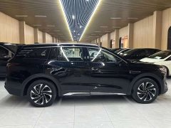 Hongqi HS7 PHEV 2.0T PHEV four-wheel drive Qichang version 6 seats - фото 4