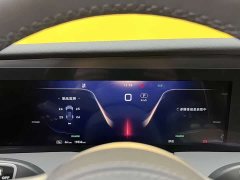Hongqi E-HS9 690km flagship version six seats - фото 9
