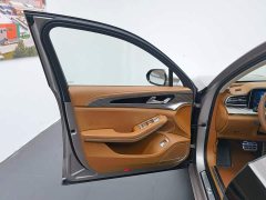 Hongqi H9 2022 2.0T Zhilian Flagship Edition - фото 16