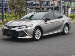 Toyota Camry 2.0G Luxury Edition - фото 1