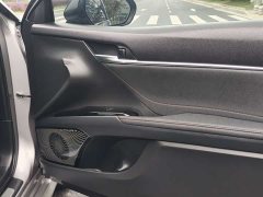 Toyota Camry 2.0G Luxury Edition - фото 8