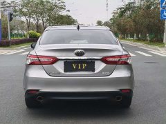 Toyota Camry 2.0G Luxury Edition - фото 9
