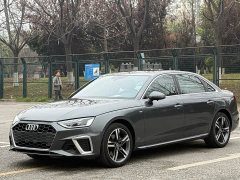 Audi A4L 40 TFSI Luxury Version - фото 1