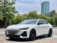 Changan UNI-V 2022 1.5T premium - фото 1