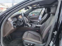 BMW 5 Series 530Li leading M sports package - фото 5