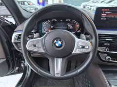BMW 5 Series 530Li leading M sports package - фото 7